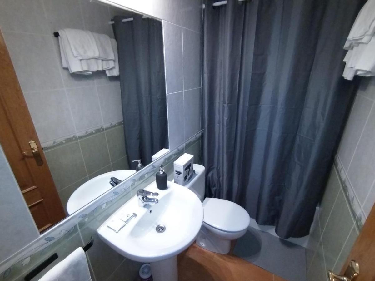 Puerta Del Sol - Apartamento Para 4 Madrid Eksteriør billede