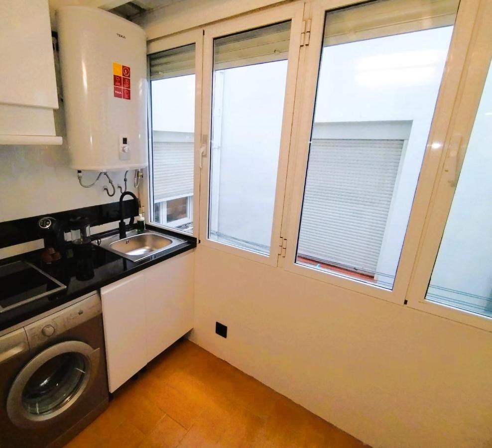 Puerta Del Sol - Apartamento Para 4 Madrid Eksteriør billede