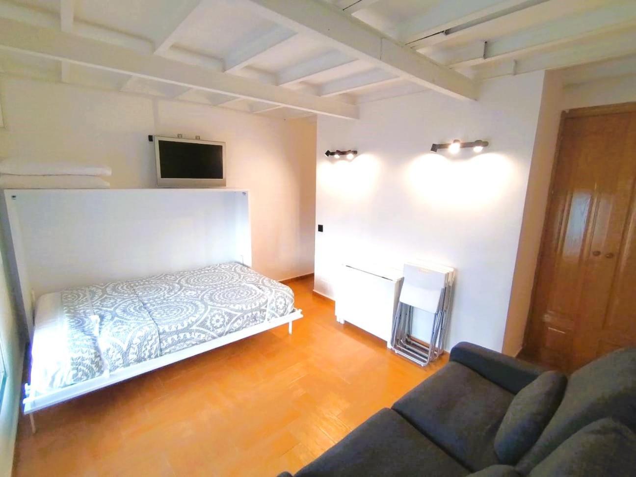 Puerta Del Sol - Apartamento Para 4 Madrid Eksteriør billede